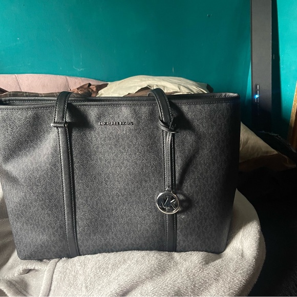 Micheal Kors Jesse TZ tote large - Picture 3 of 5